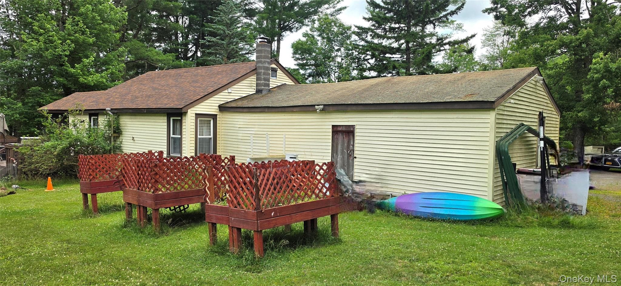 565 Cold Spring Road thumbnail 2