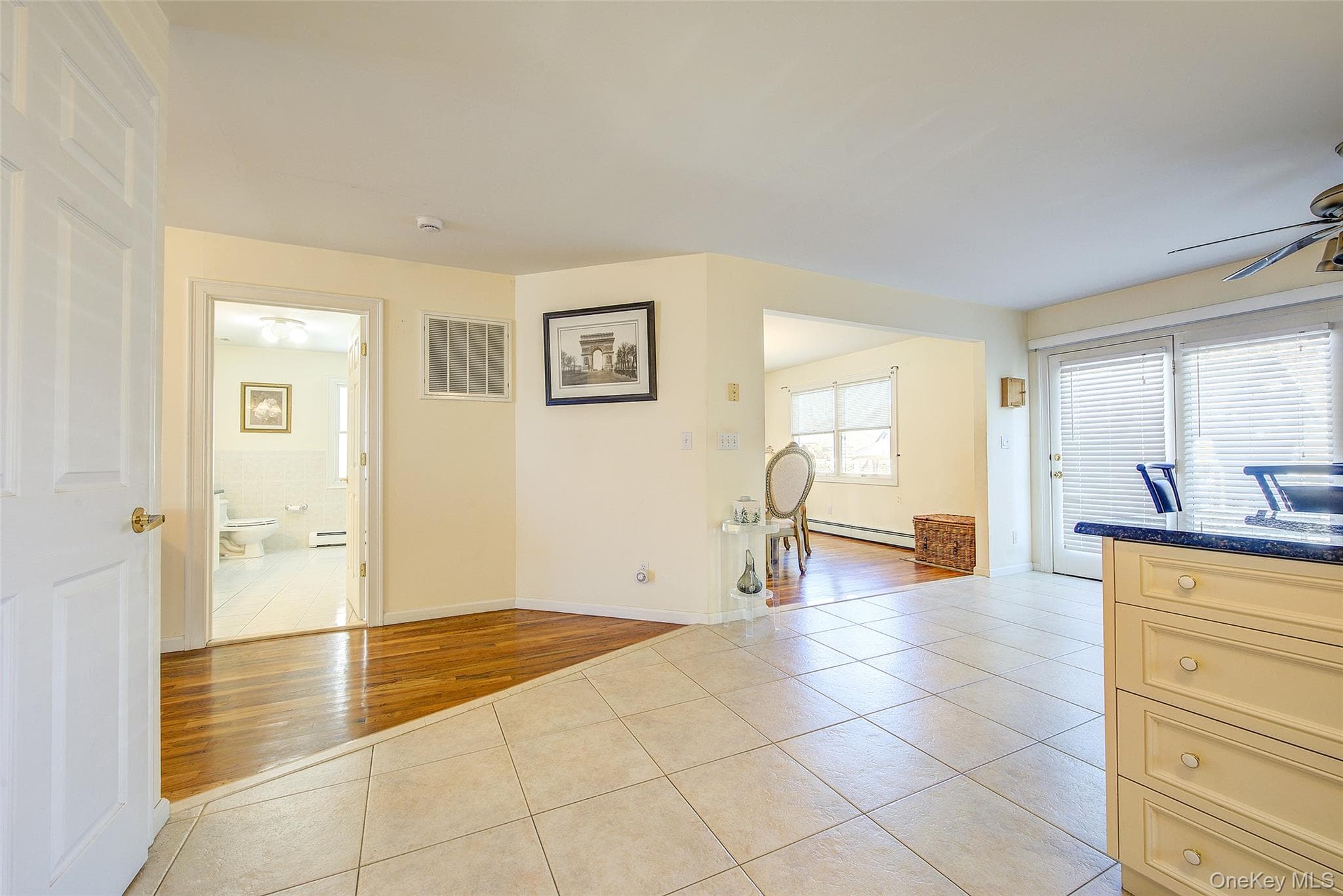 64 Cottage Place thumbnail 16