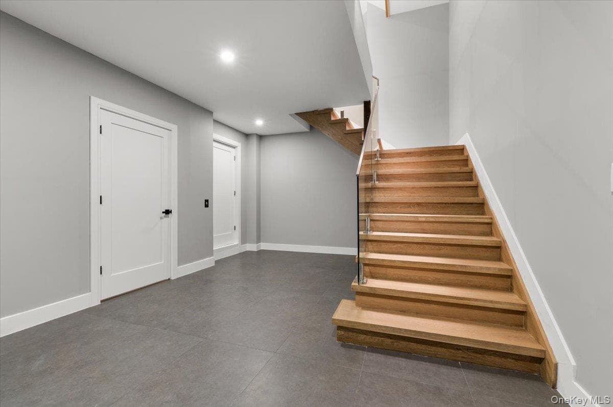 1368 Beech Street thumbnail 38
