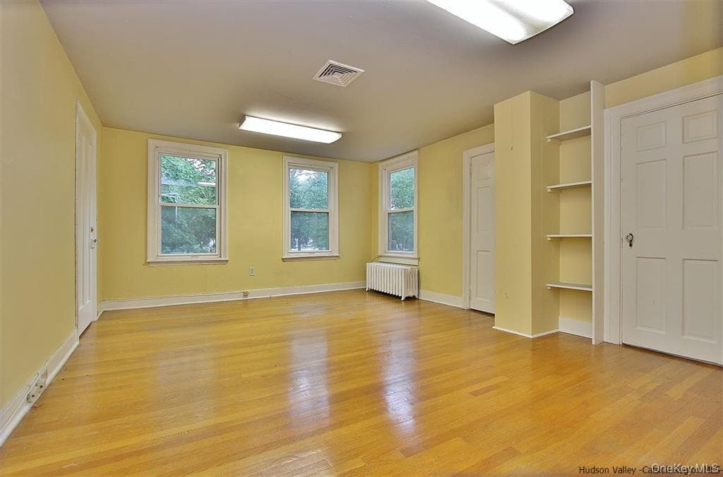 231 Clinton Avenue thumbnail 15
