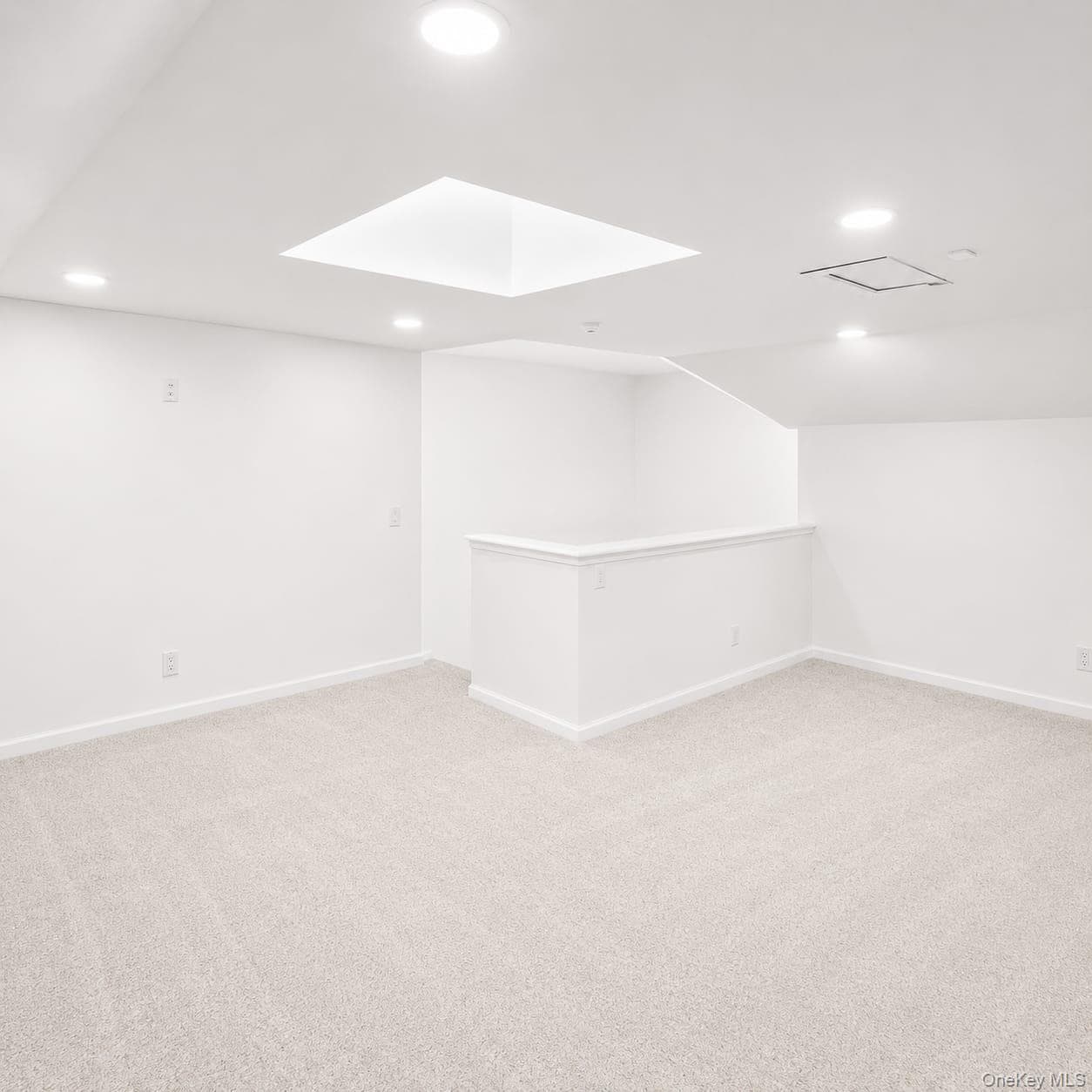 226 Westside Avenue Unit: B thumbnail 9