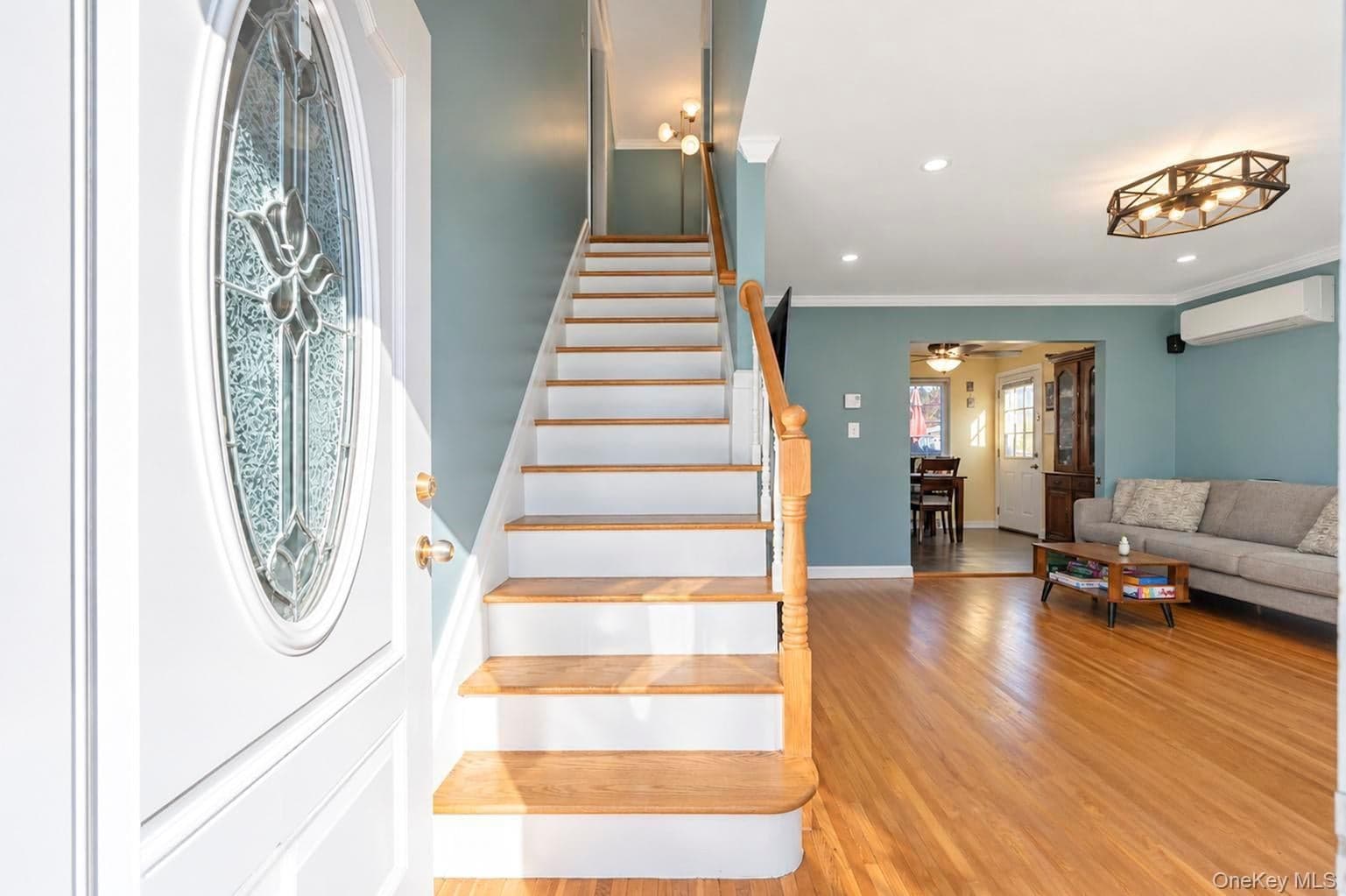 33 Nims Avenue thumbnail 3
