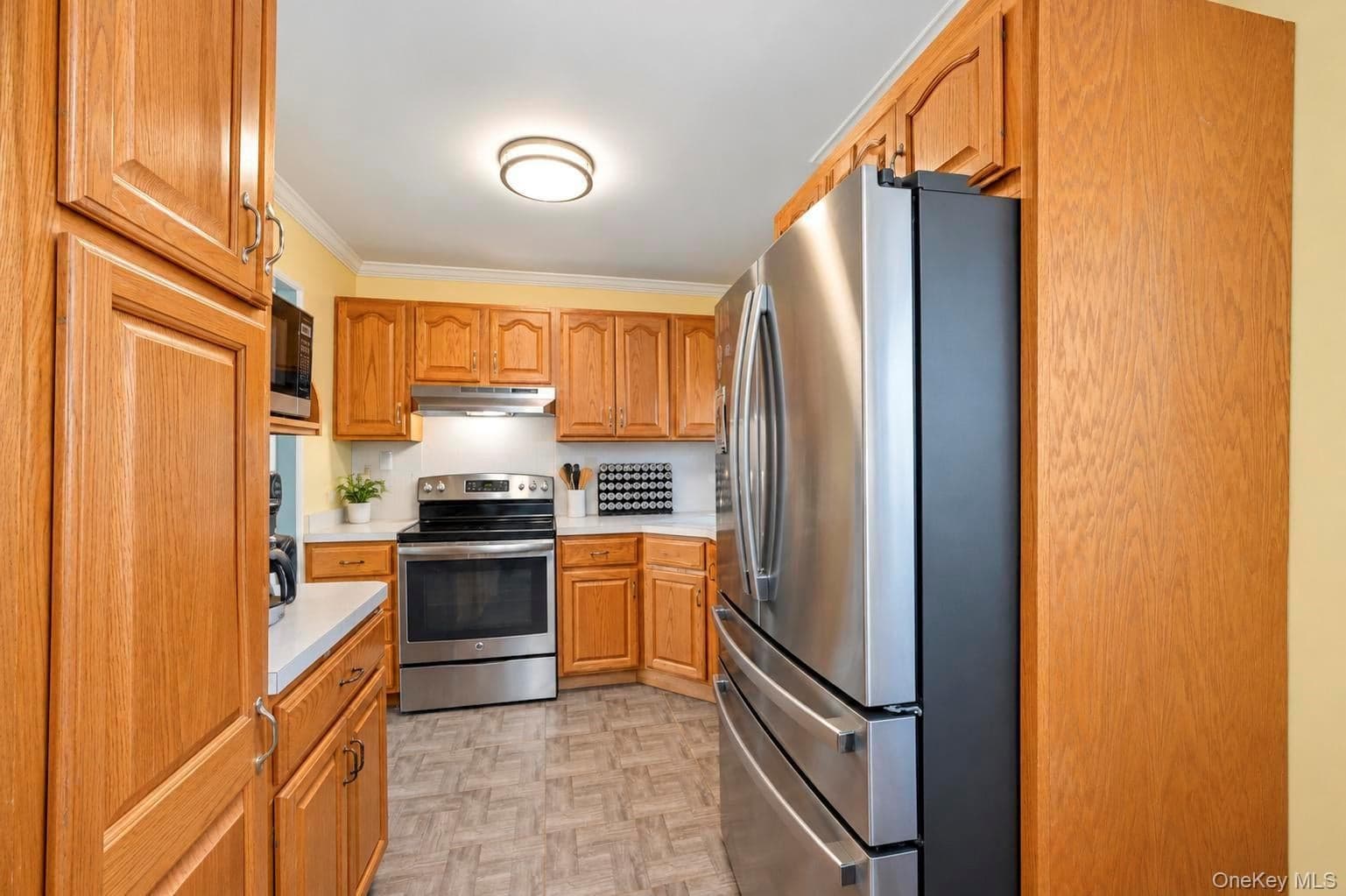 33 Nims Avenue thumbnail 8