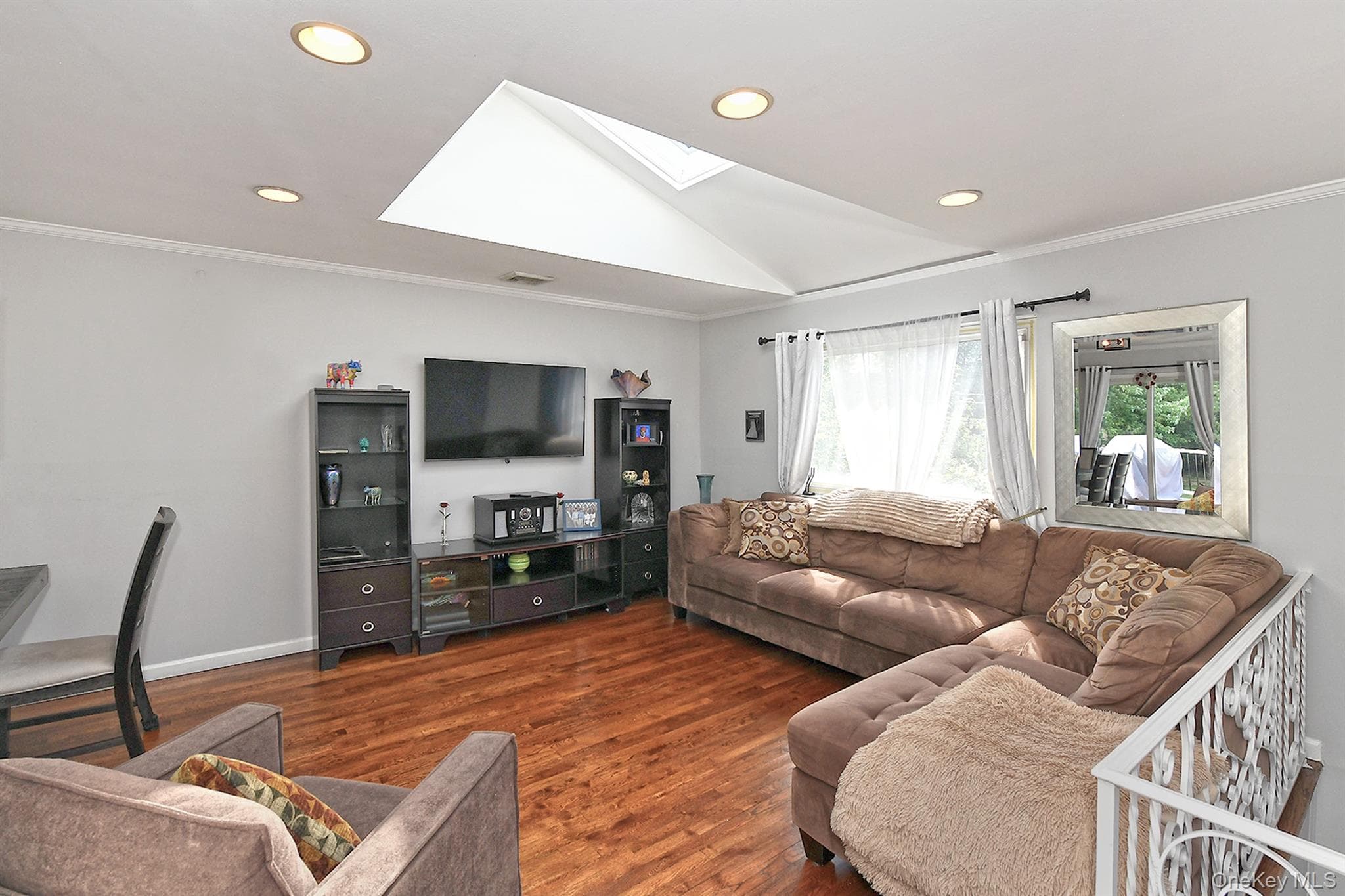 37 Euclid Avenue thumbnail 9
