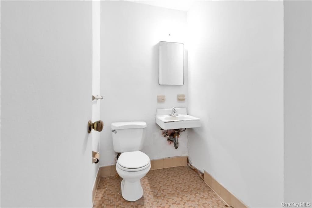 2928 W 5th Street Unit: 2C thumbnail 15