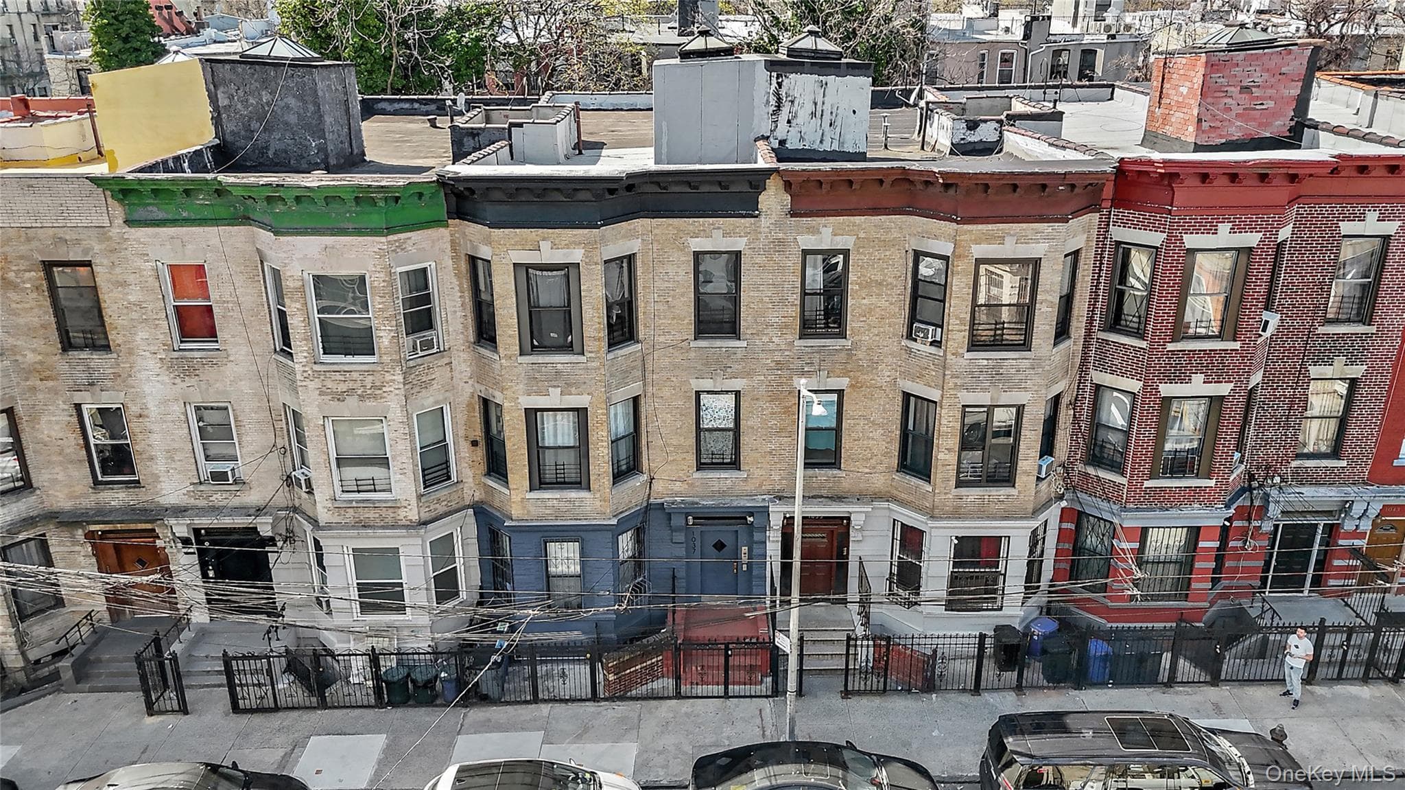 1037 College Avenue thumbnail 3