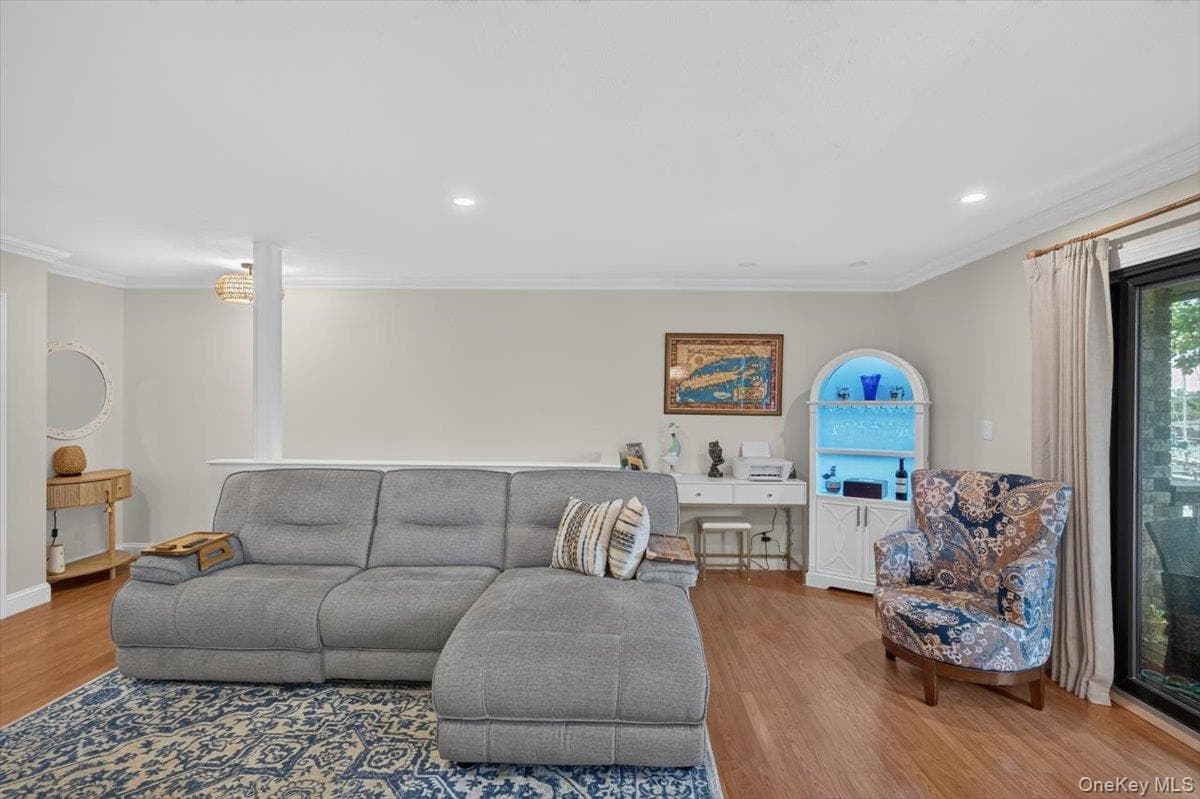 263 River Avenue Unit: 52 thumbnail 8