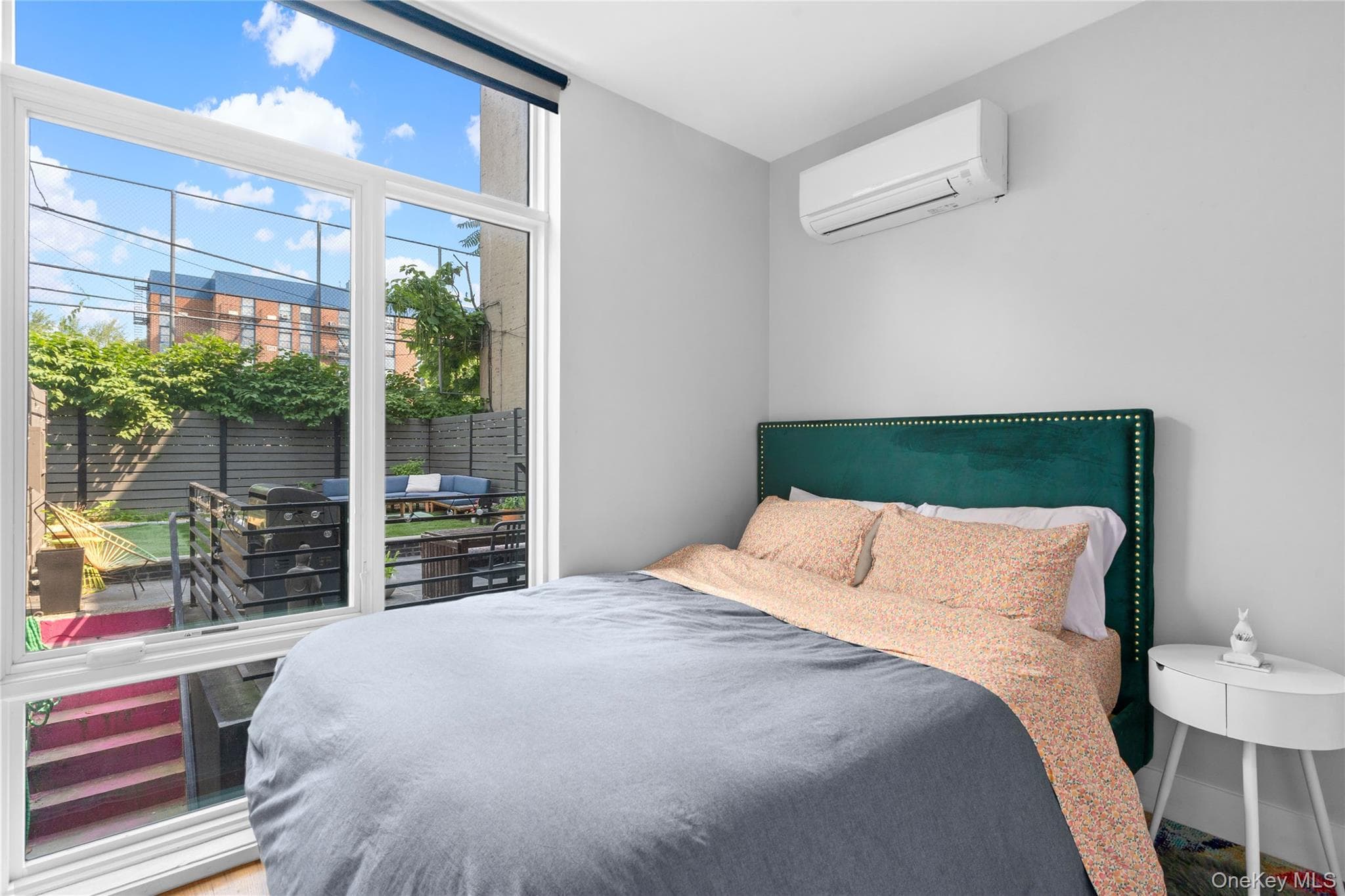 491 Monroe Street Unit: 1B thumbnail 4