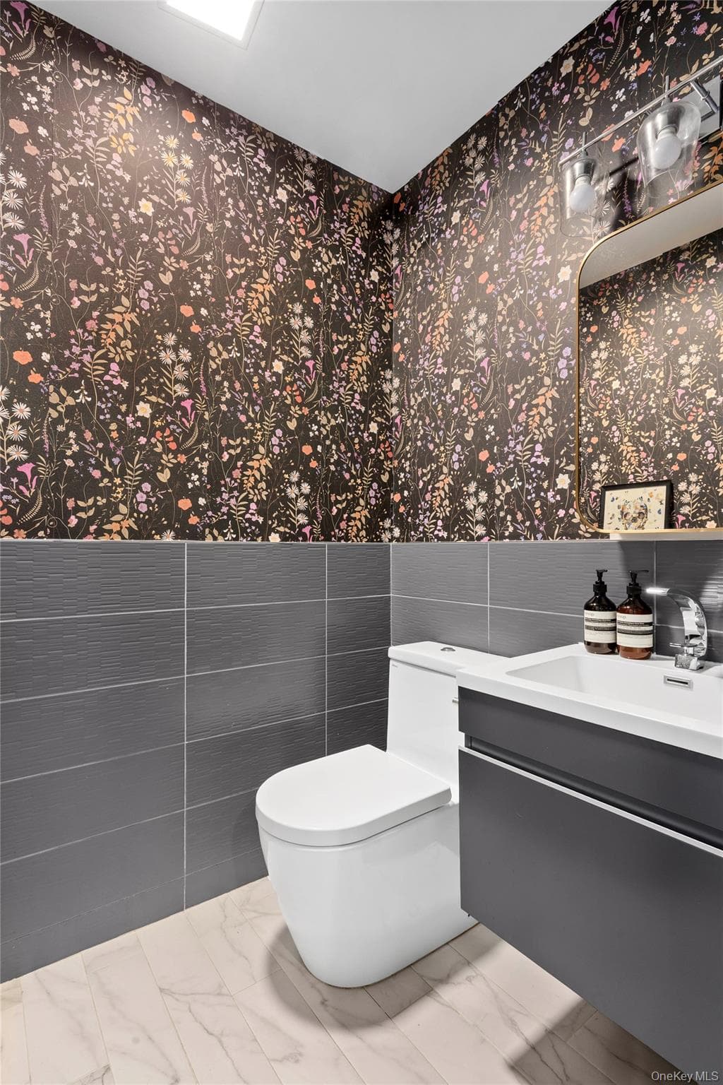 491 Monroe Street Unit: 1B thumbnail 8