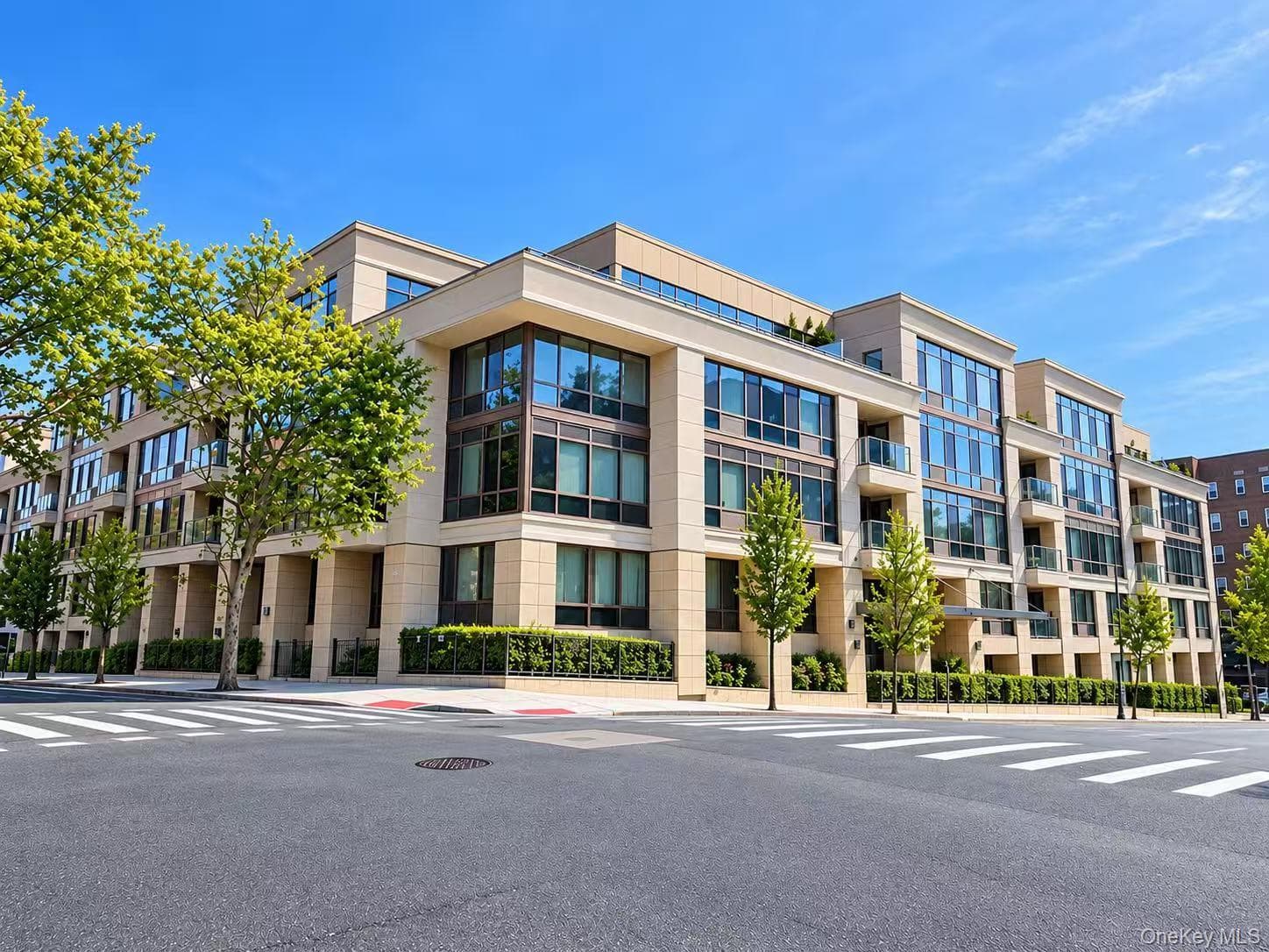 6405 Yellowstone Boulevard Unit: PH502, Forest Hills