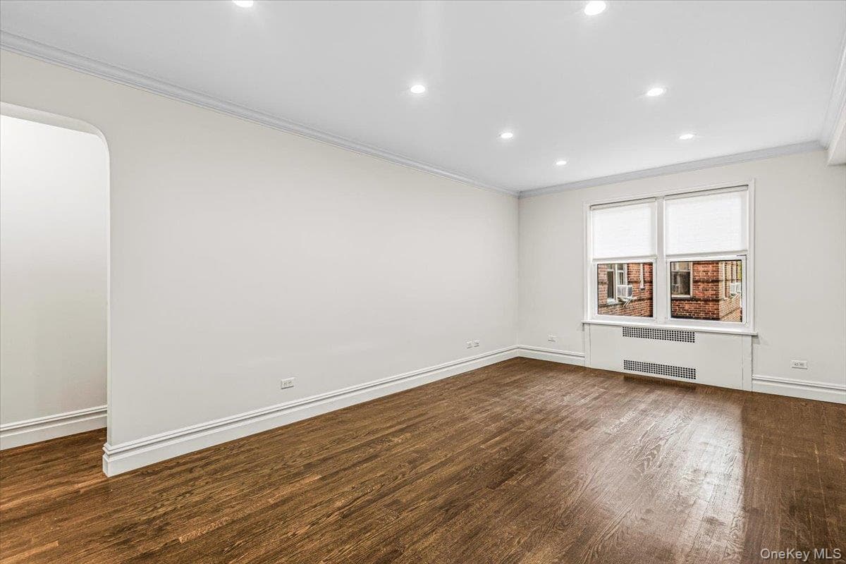 73-12 35th Avenue Unit: E3 thumbnail 13
