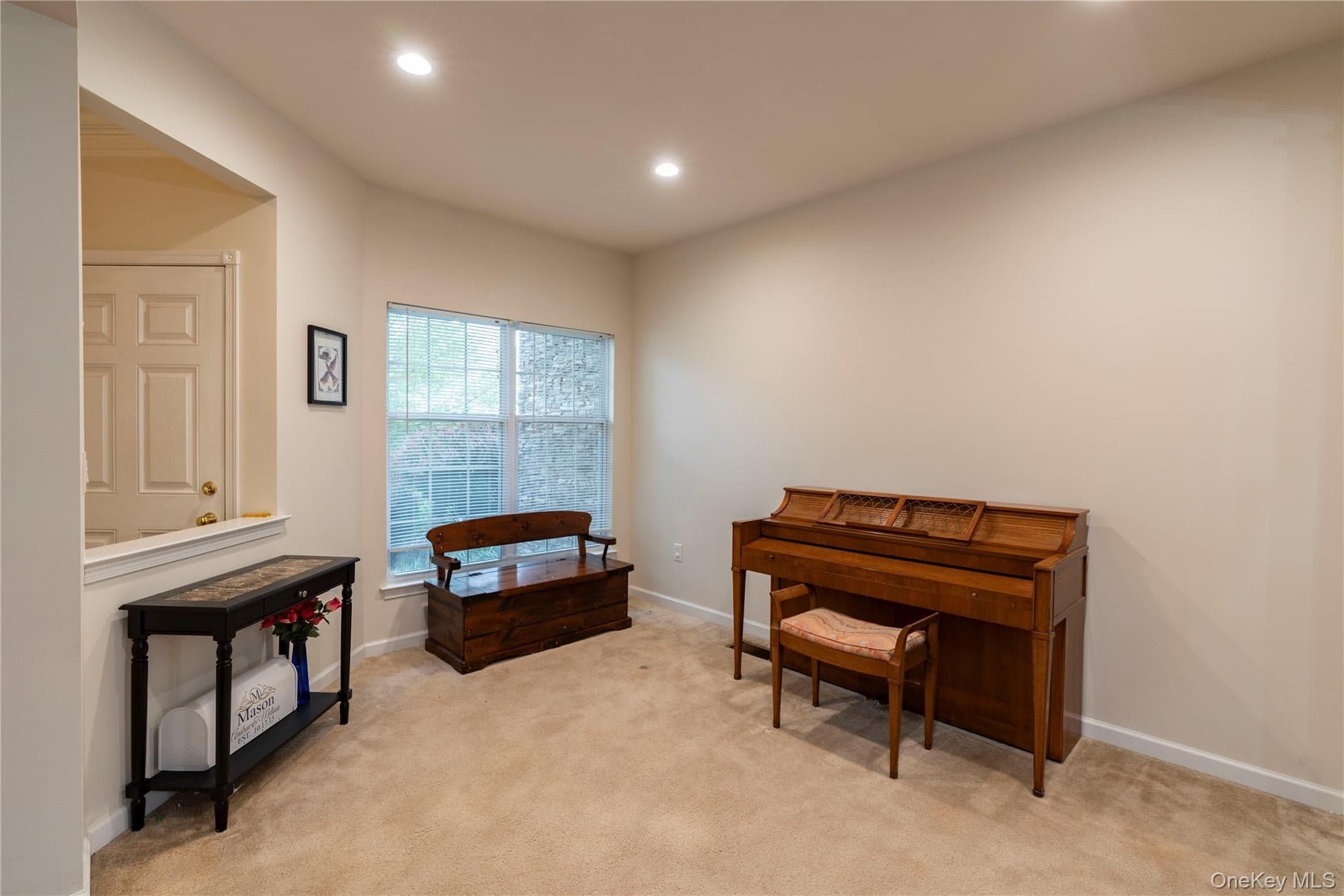 908 Huntington Drive thumbnail 23