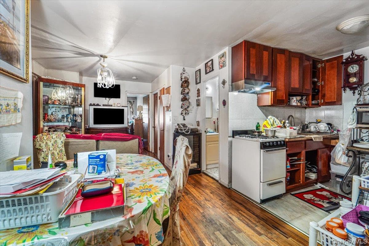 5915 Xenia Street thumbnail 3