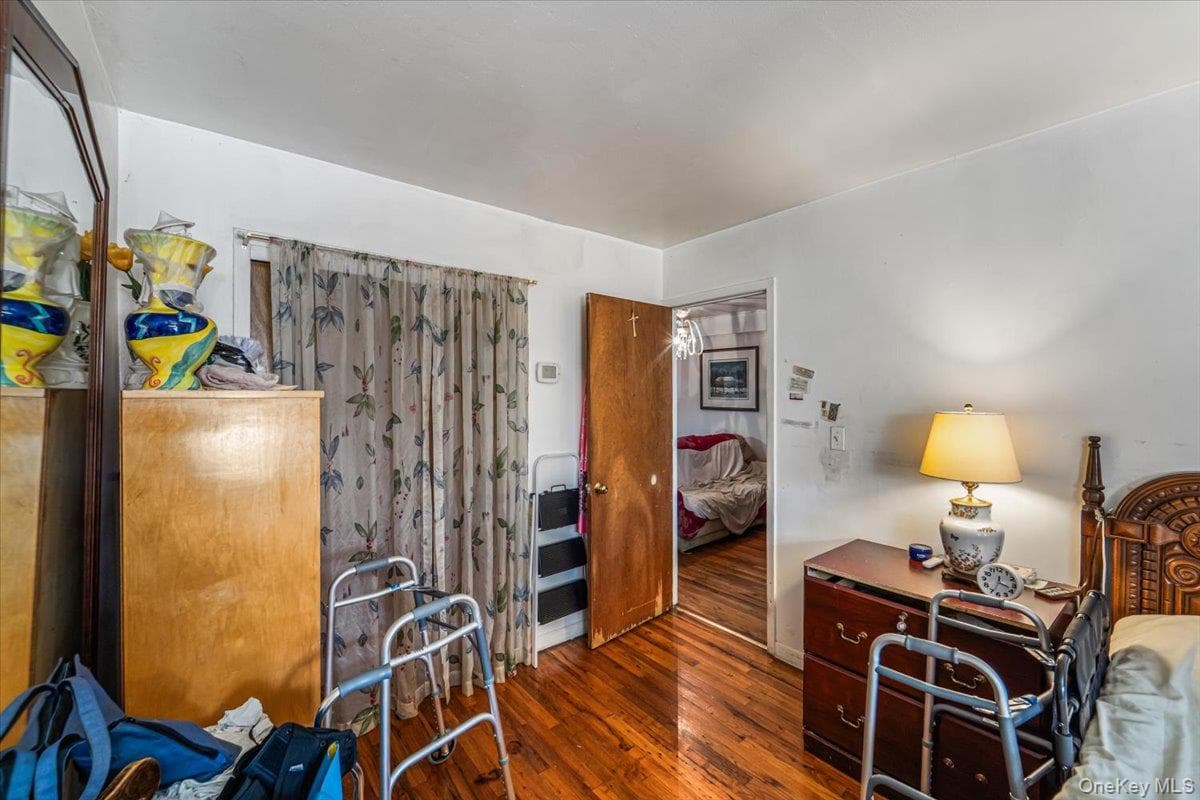 5915 Xenia Street thumbnail 9