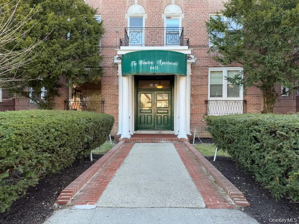84-55 Daniels Street Unit: 5C, Briarwood