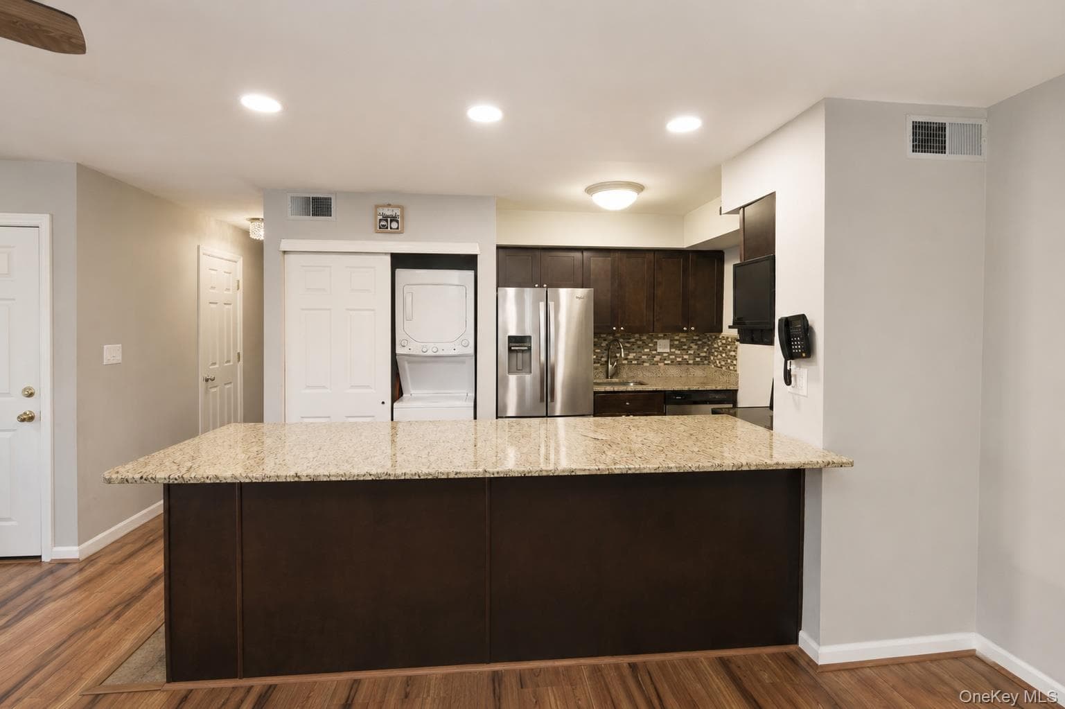1 Anchorage Way Unit: 1501 thumbnail 9