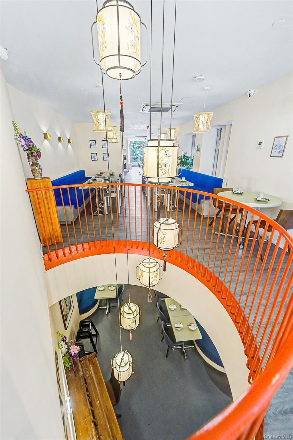 200 Allen Street thumbnail 8