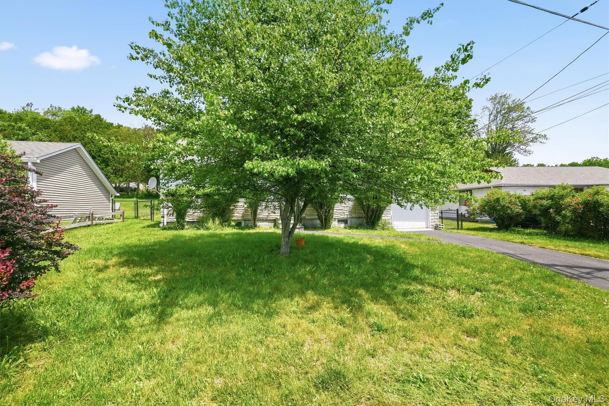21 Hillside Avenue thumbnail 3