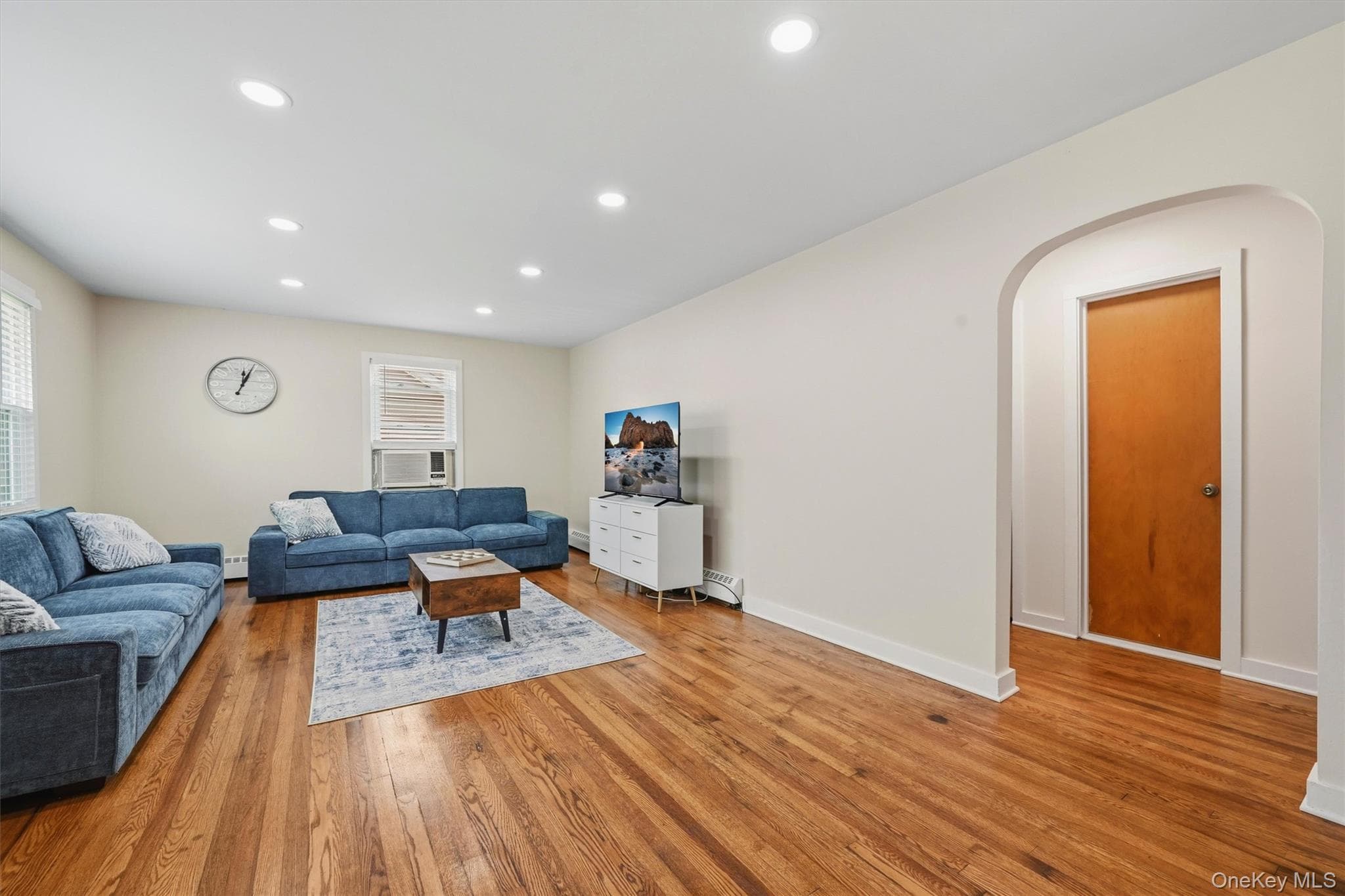 21 Hillside Avenue thumbnail 5