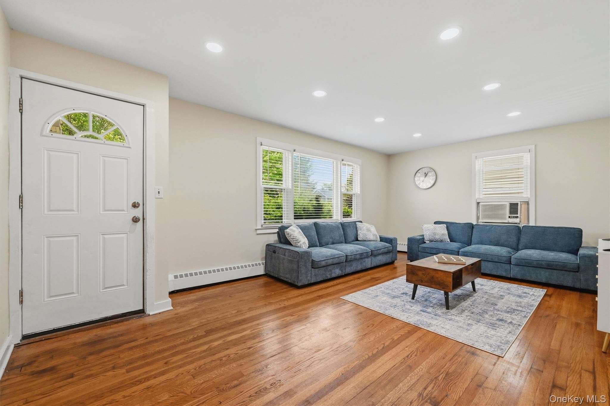 21 Hillside Avenue thumbnail 6