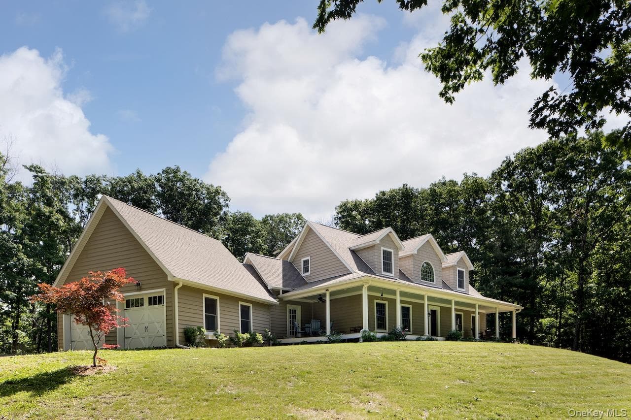 82 Maple Hill Lane thumbnail 26
