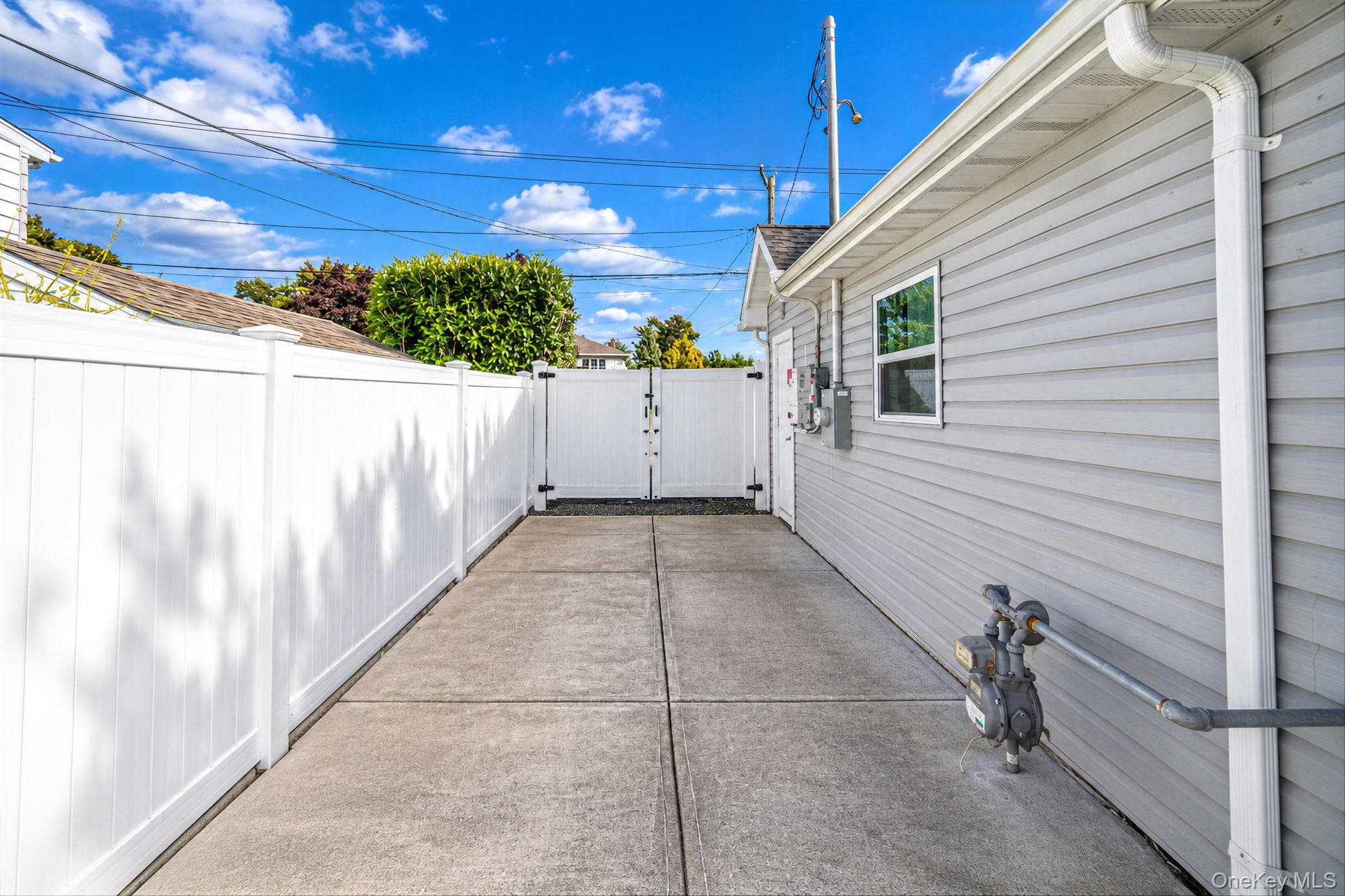 354 Seaford Avenue thumbnail 28