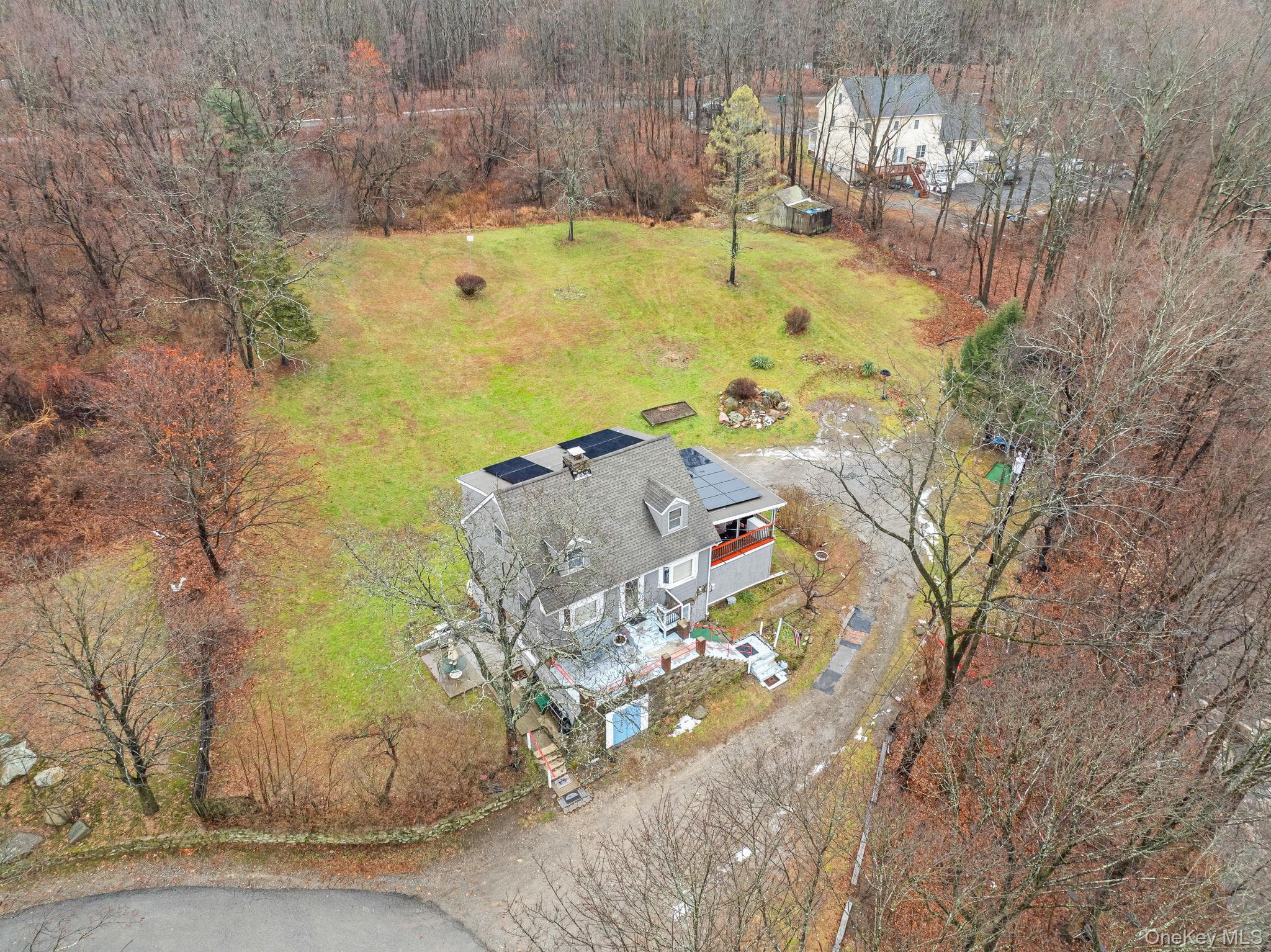 11 Cross Creek Road, Cold Spring