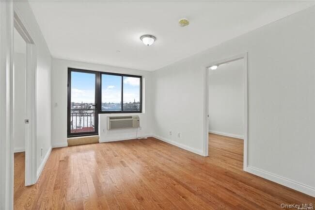 70-26 Queens Boulevard Unit: 10E thumbnail 8