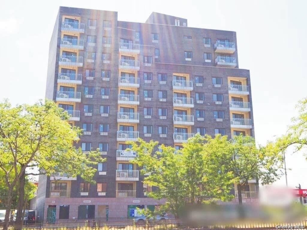 70-26 Queens Boulevard Unit: 10E thumbnail 3