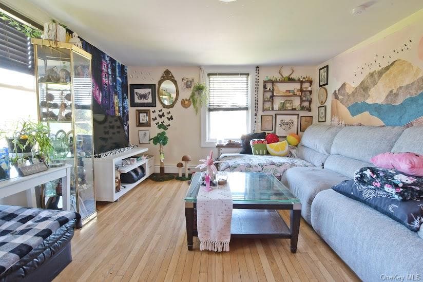 478 Marcy Avenue thumbnail 3
