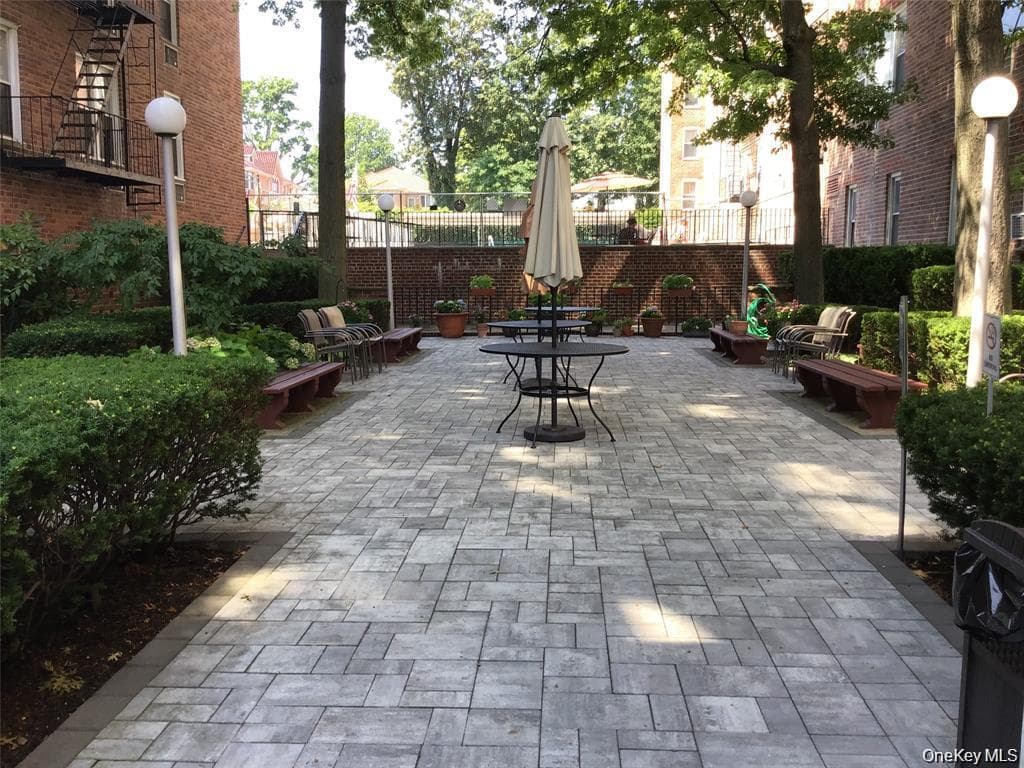 54-44 Little Neck Parkway Pkwy Unit: 2D thumbnail 9