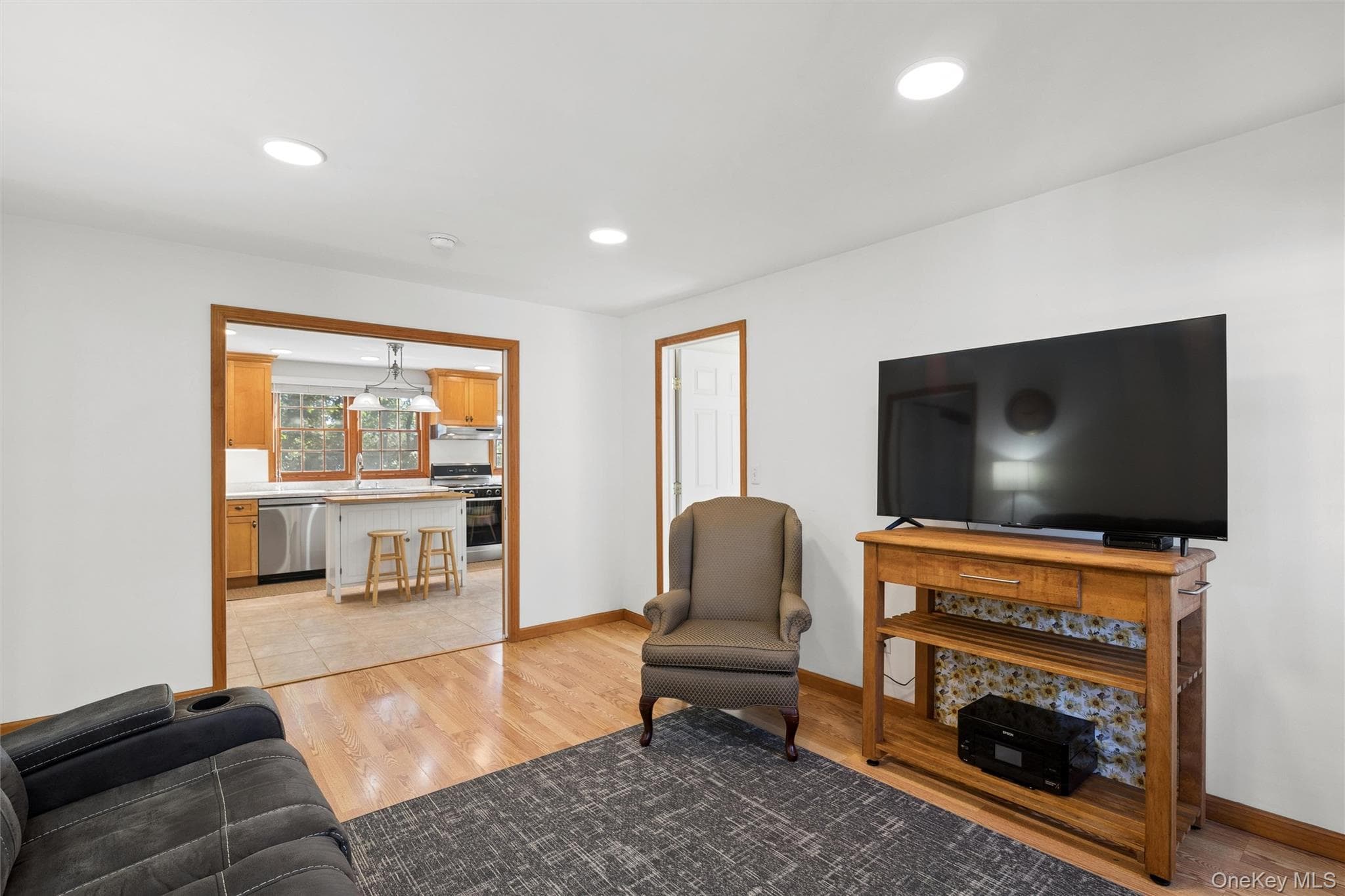 75 Champlin Avenue thumbnail 24