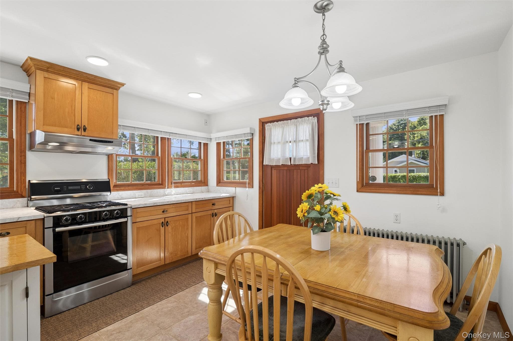 75 Champlin Avenue thumbnail 11