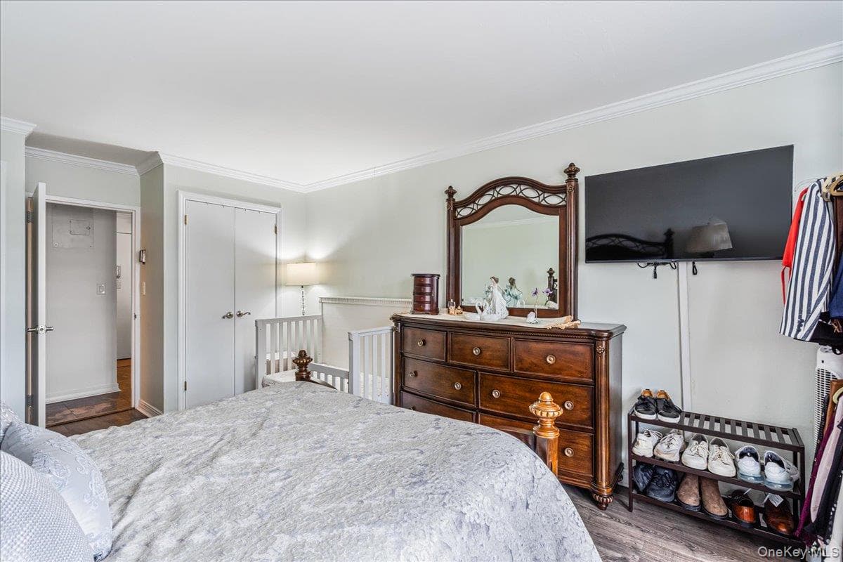 17-85 215 Street Unit: 16 J thumbnail 17