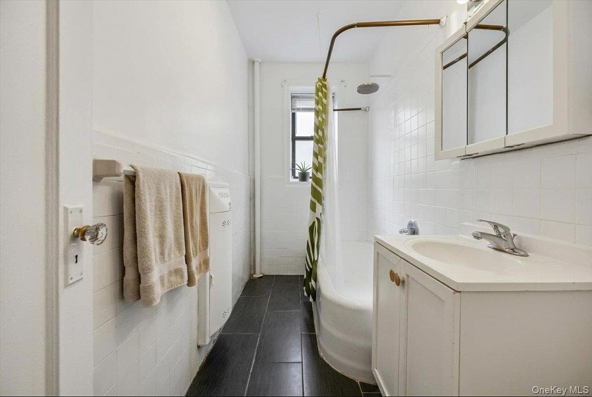 50-05 43rd Avenue Ave Unit: 1M thumbnail 9