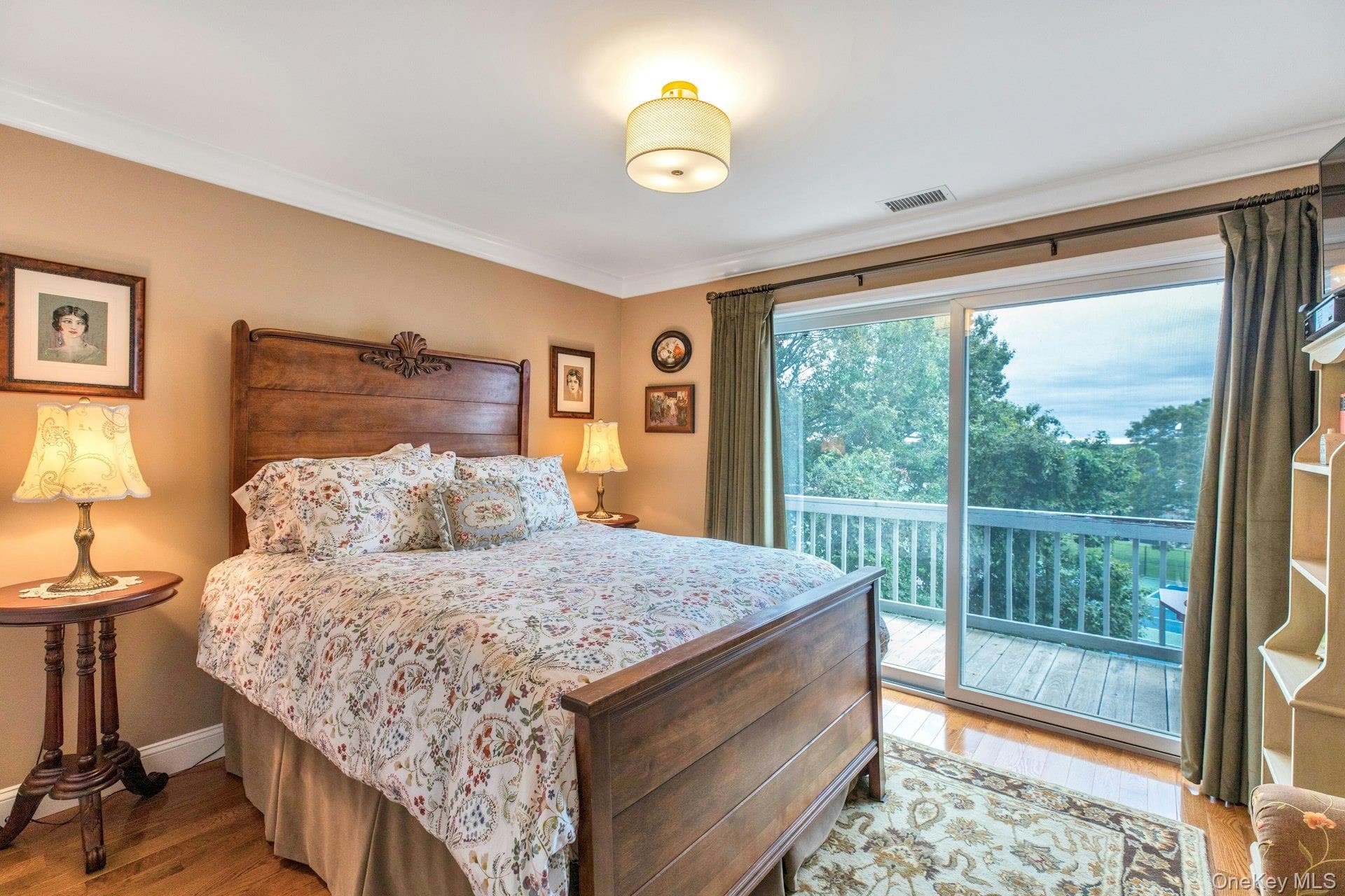 3104 Bluffs Drive thumbnail 16