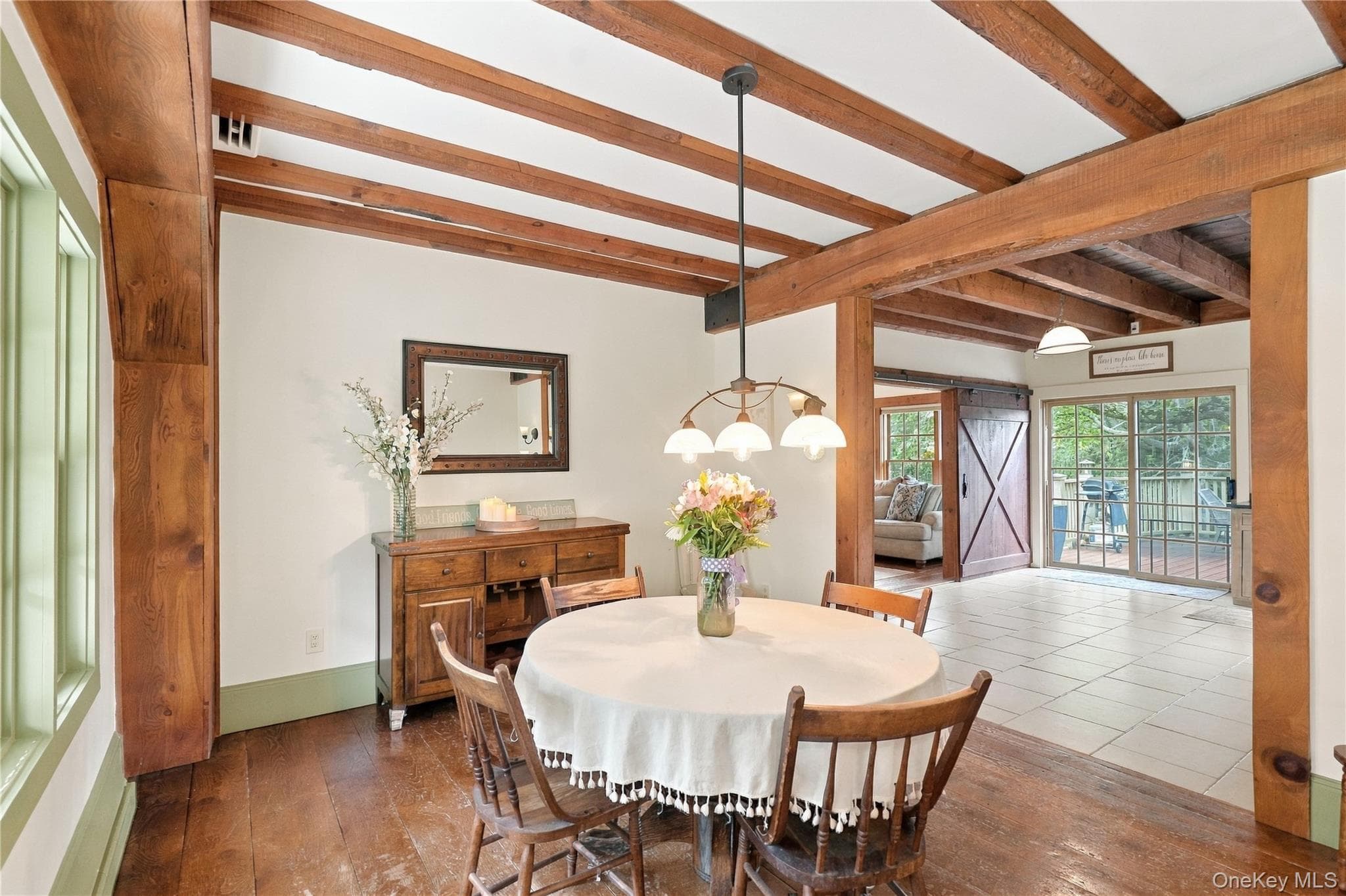 191 N Smith Road thumbnail 14