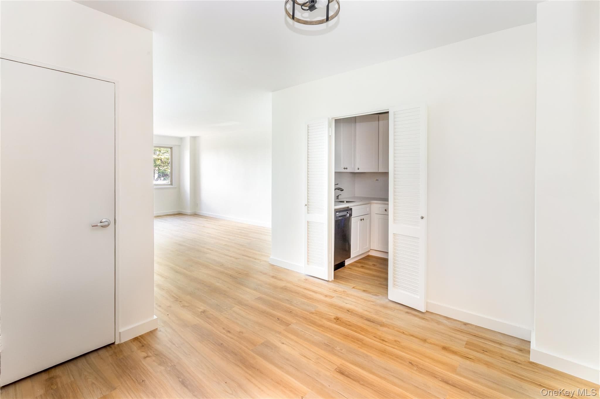 2621 Palisade Avenue Unit: 1G thumbnail 5