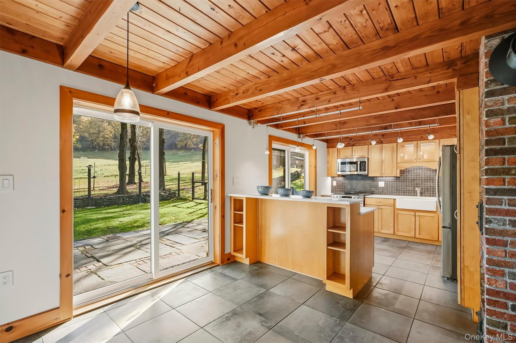 85 Foster Road thumbnail 9