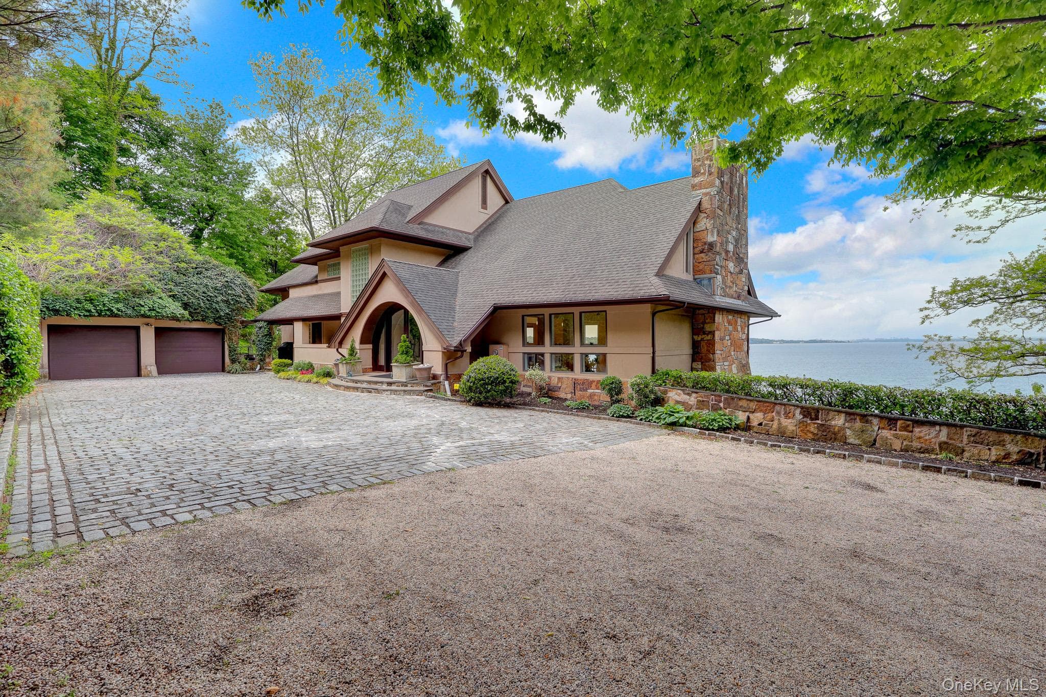 35 Sunview Drive thumbnail 4