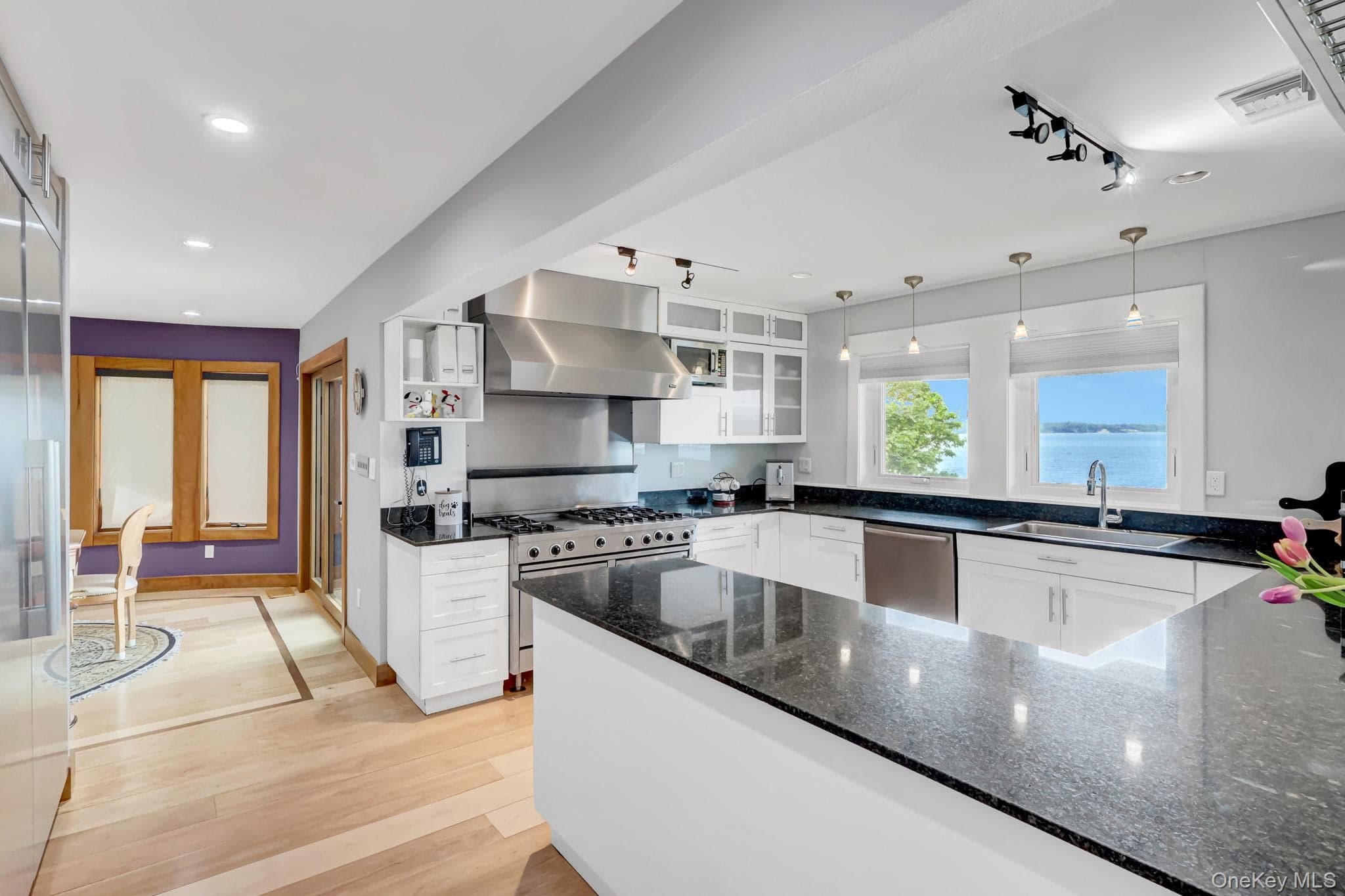 35 Sunview Drive thumbnail 15