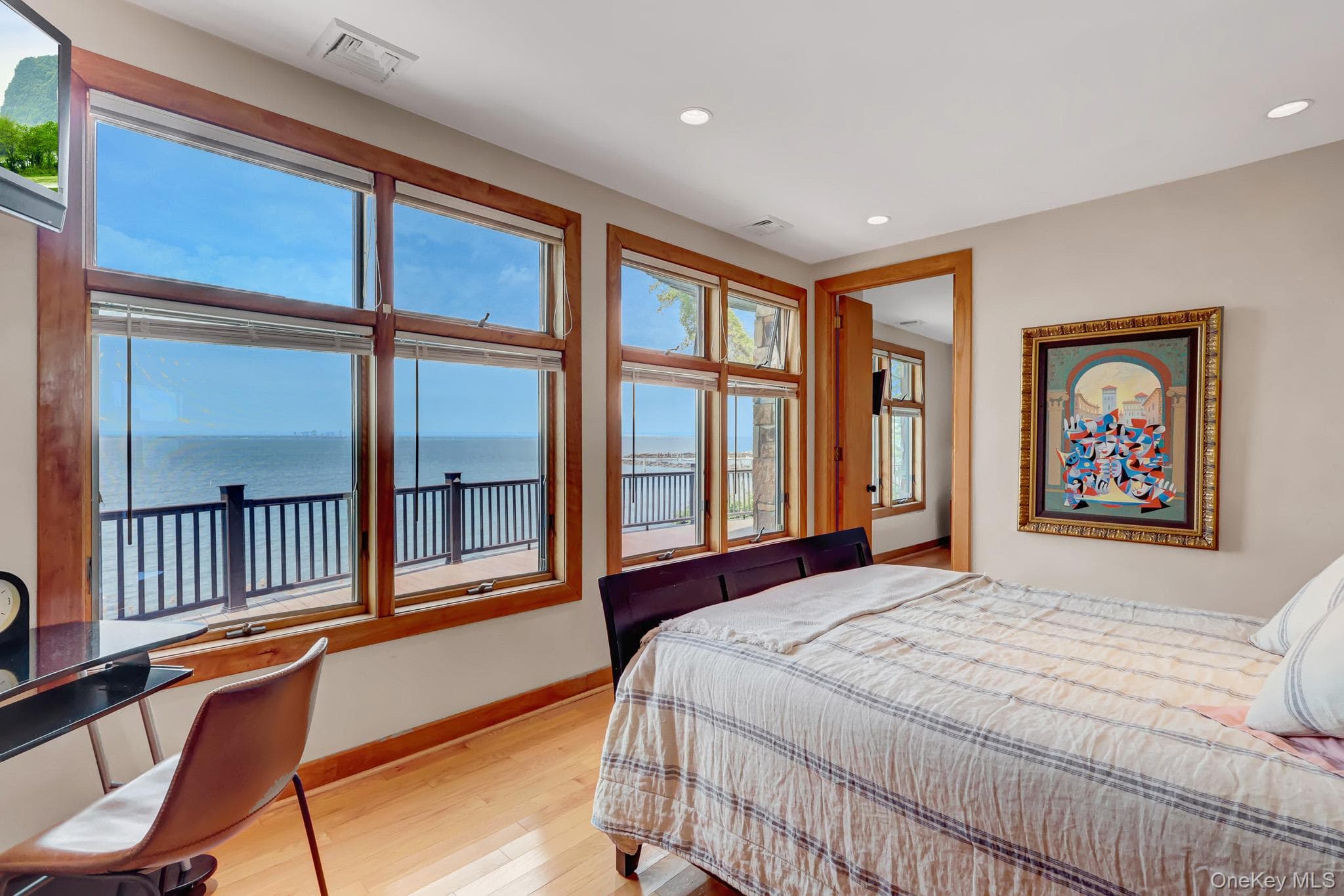 35 Sunview Drive thumbnail 26