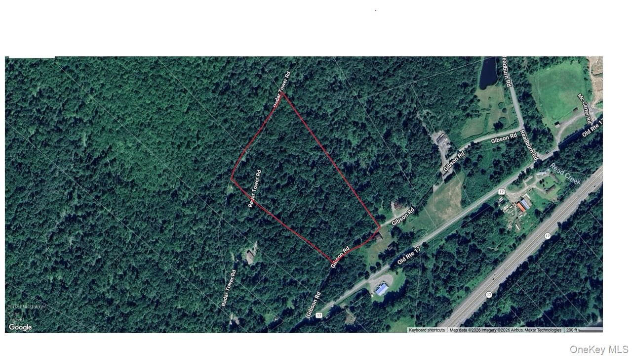 00 Gibson Road photo 1