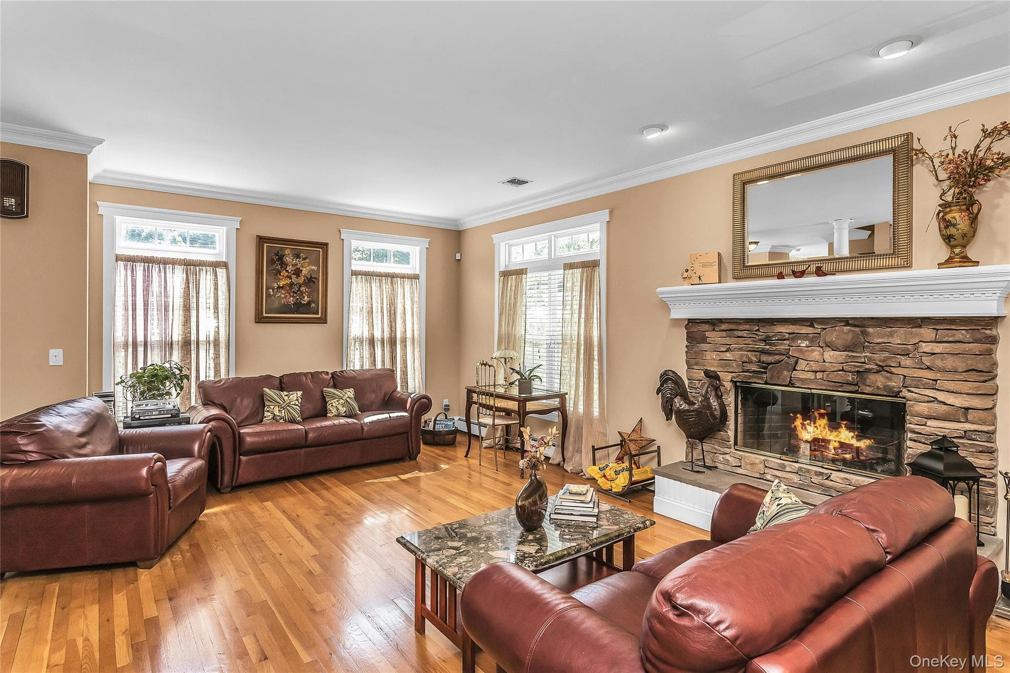 1025 Seawood Drive thumbnail 6
