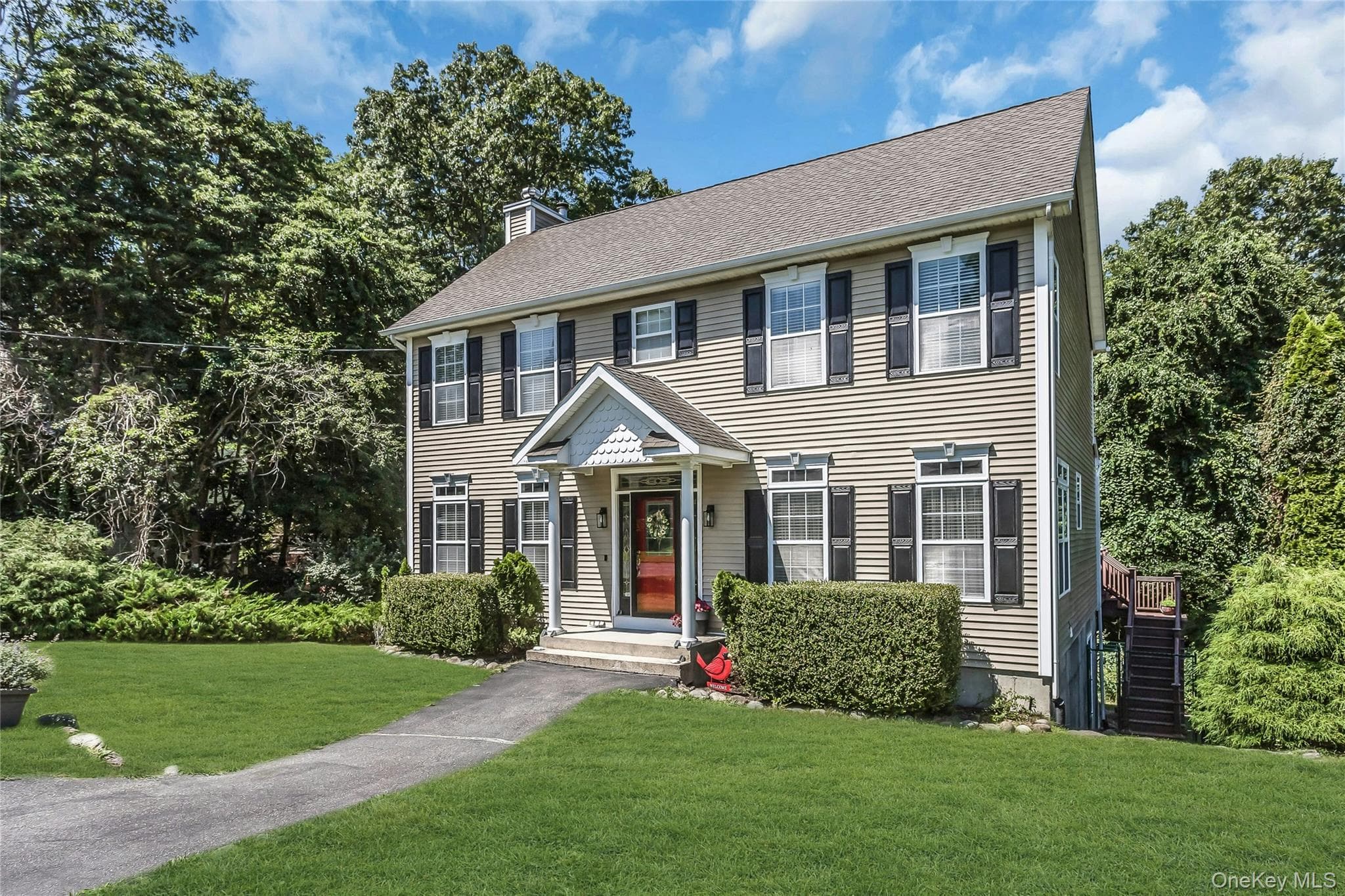 1025 Seawood Drive thumbnail 3