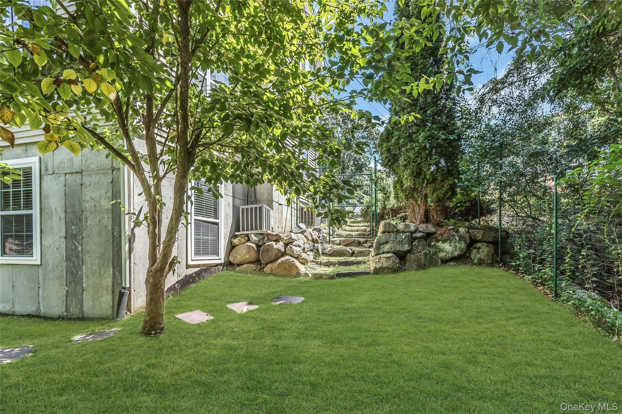 1025 Seawood Drive thumbnail 33