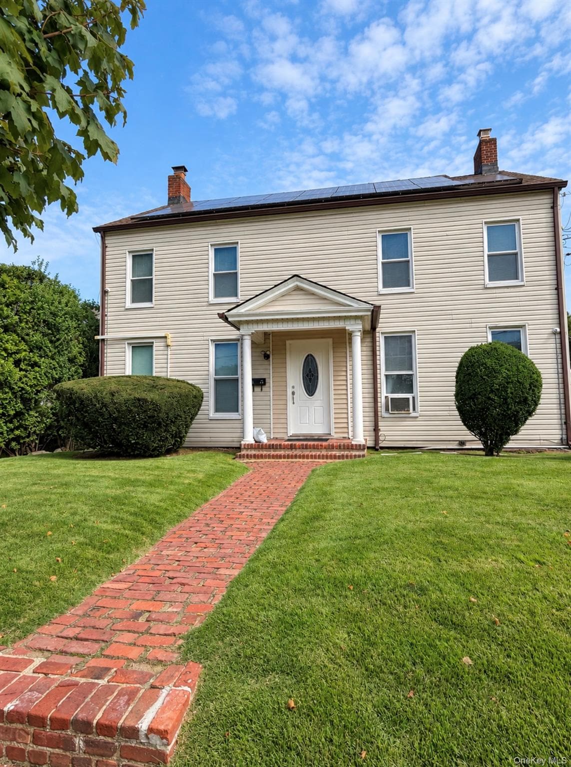 2521 Grand Avenue photo 1