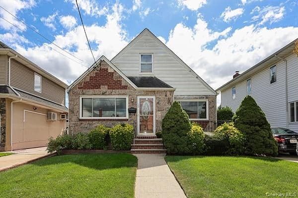 1408 Lowell Avenue thumbnail 2