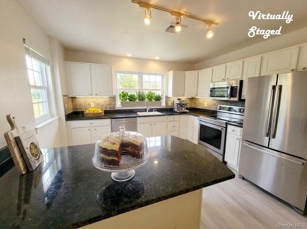 120 Highwood Drive thumbnail 5