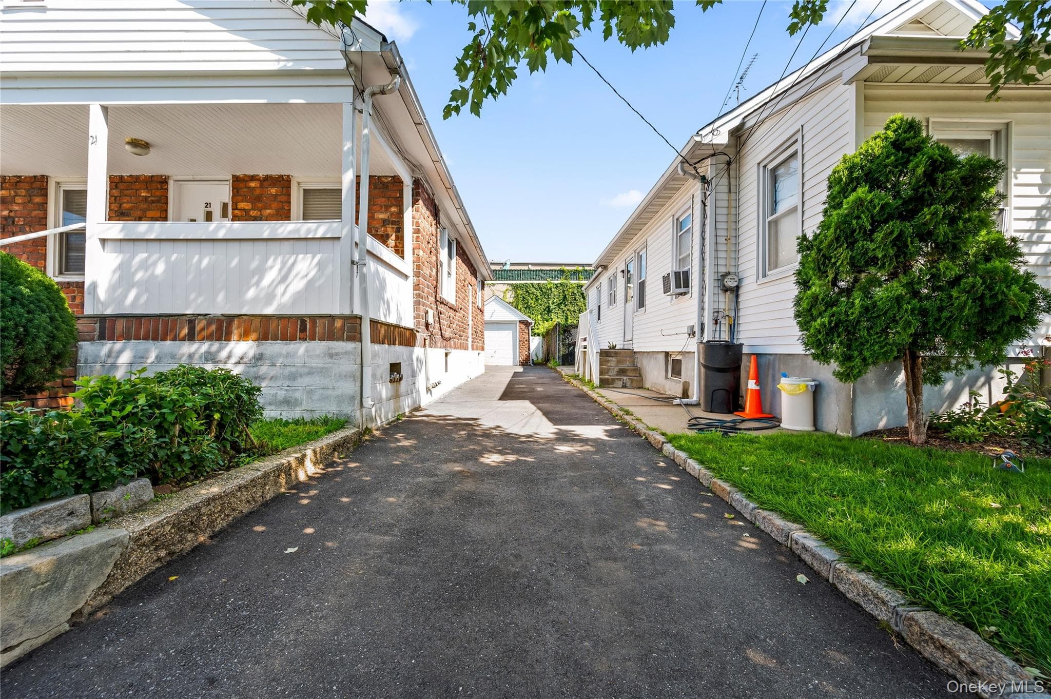 21 Beechwood Avenue thumbnail 2